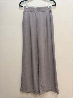 Halara Gray Ribbed High Waisted Wide Leg Pants S Pleated Front